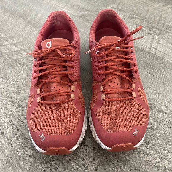On Running Shoes On Cloud Tennis Shoes Poshmark